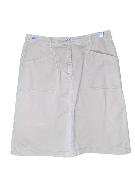 Dresses & Skirts - Skirt Fits 28" waist Size 2
